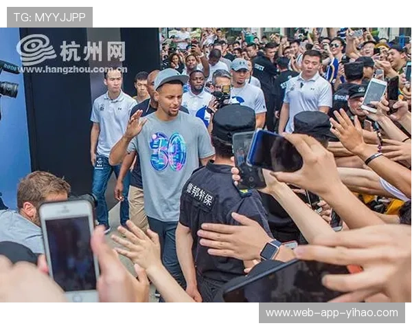 从马拉西看台到港口街巷热那亚球迷文化的百年激情